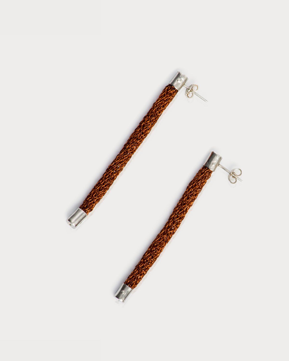 ARETES LARGOS TEJIDOS EN COBRE - Imagen 2